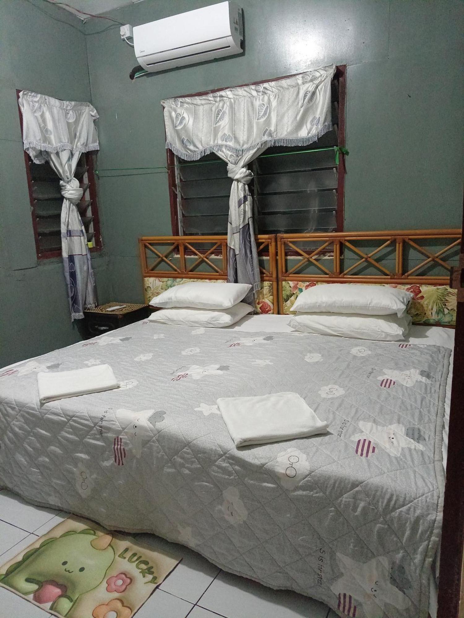 Mulu D Cave Homestay Exteriör bild