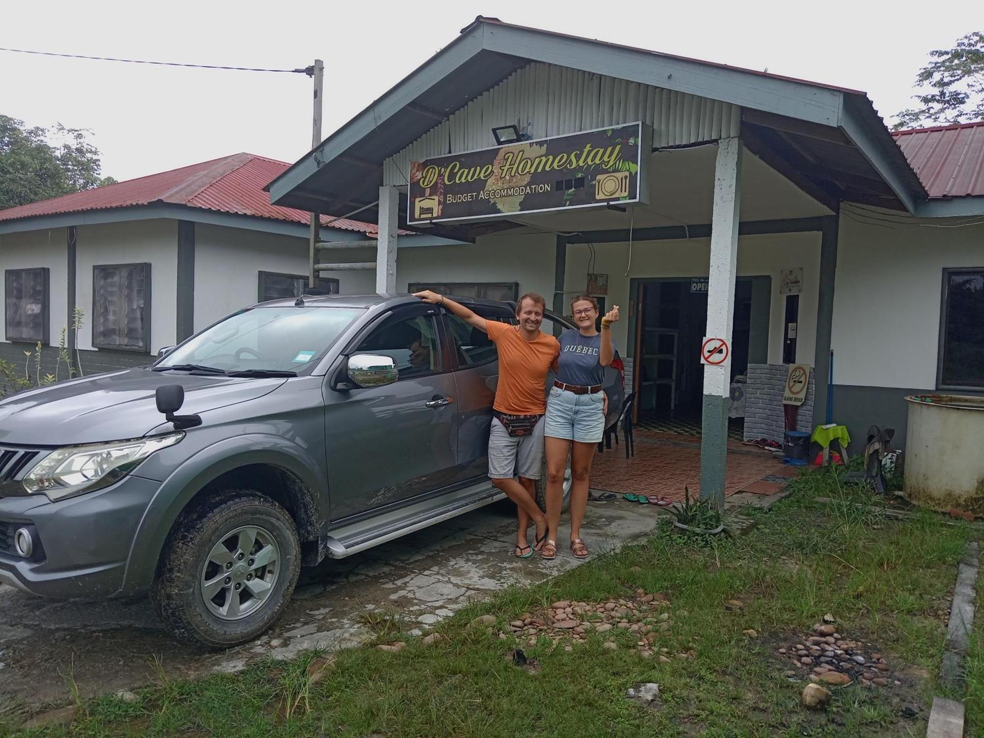 Mulu D Cave Homestay Exteriör bild