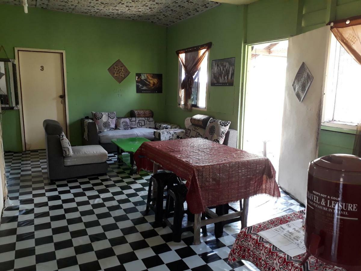 Mulu D Cave Homestay Exteriör bild