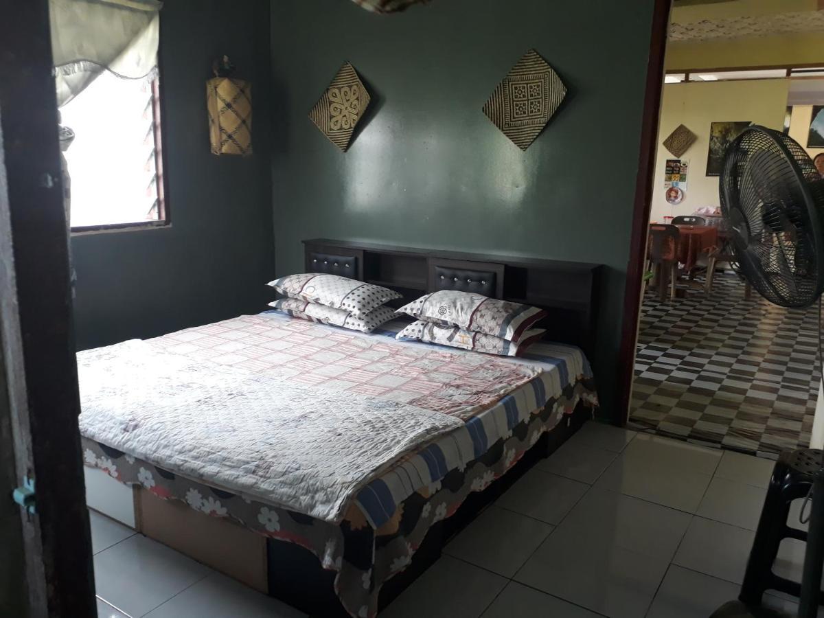 Mulu D Cave Homestay Exteriör bild